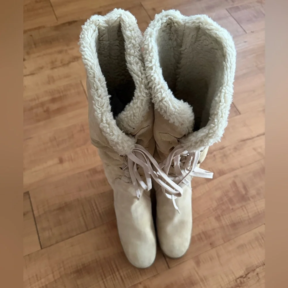 Michael Kors Genuine Suede Sherpa Lined Cozy Beige Tan Platform Wedge Boots